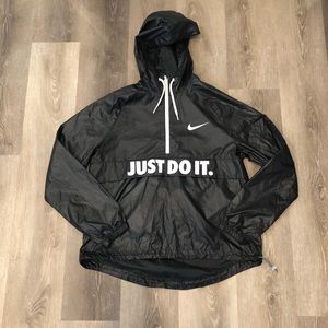 Nike Black Wind Breaker Pullover (L)